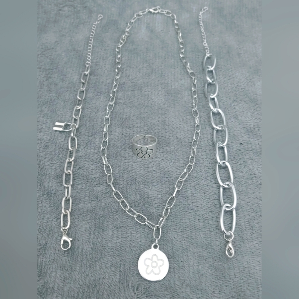 4-PIECE CHAIN LINK SET